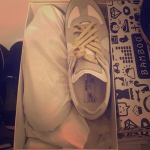 Maison Margiela size 9 sneaker